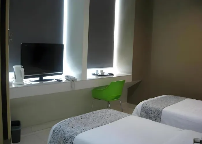 Hii-5 Hotel