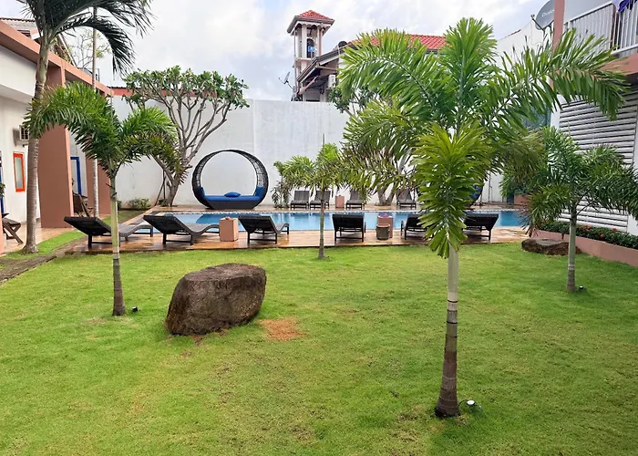 Hotel Cloud 9 Negombo
