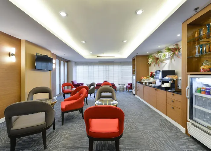 Centre Point Plus Hotel Pratunam
