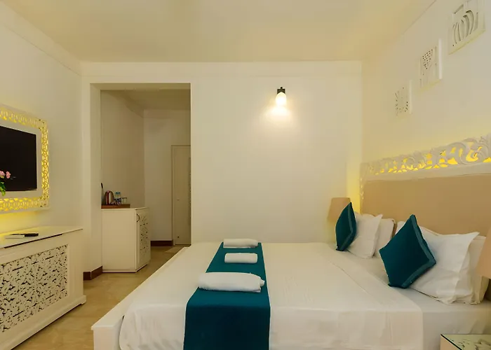 Lillywoods Nv Beach Resort Calangute