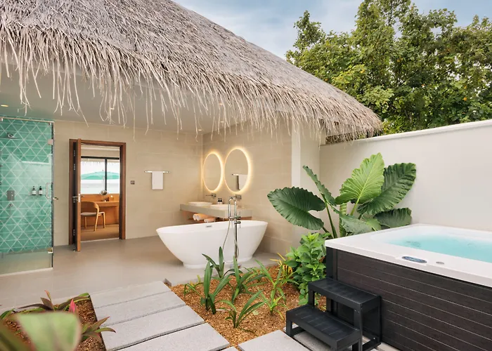 Hotel Nova Maldives Dhangethi