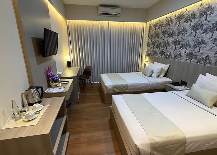 Grand Santhi Hotel