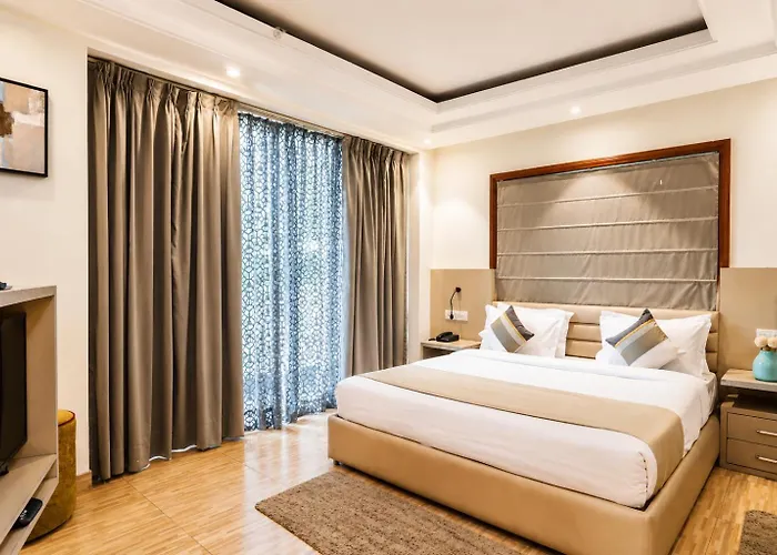 Red Rose Homestay - Rooms With Kitchenette