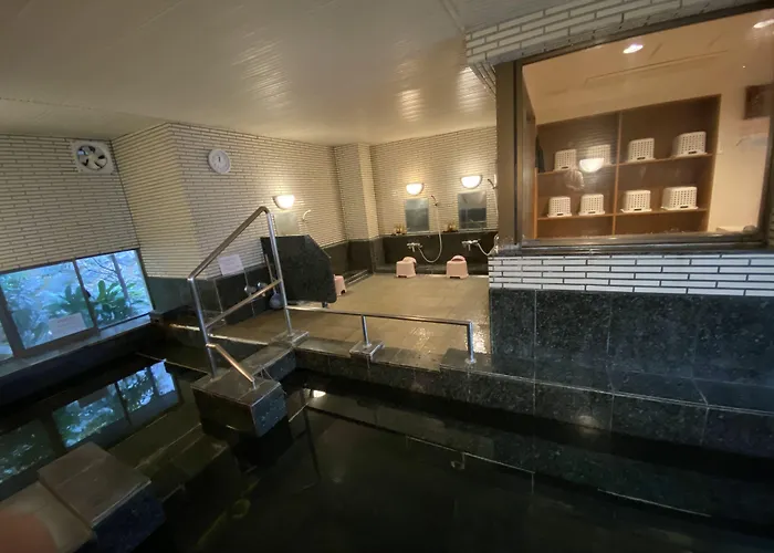 Atami Onsen Guest House Megumi 5 Minutes Walk From Atami Station