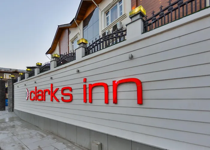 Clarks Inn Srinagar