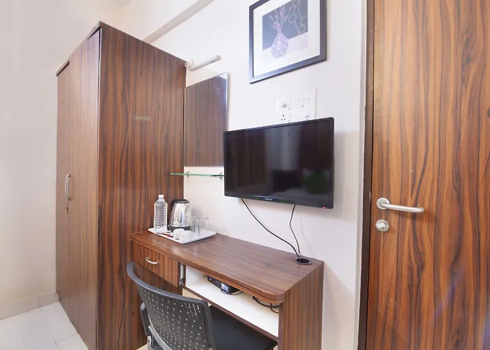 Treebo Park View Hadapsar Hotel Pune