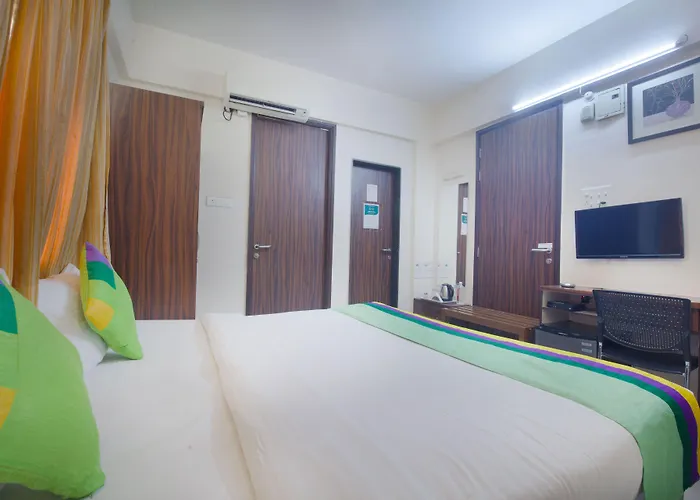 Treebo Park View Hadapsar Hotel Pune