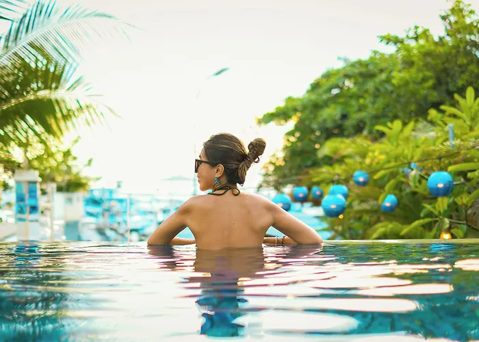 Hotel Away Bali Legian Camakila