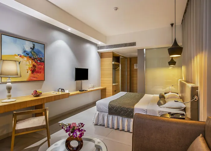 Hotel Satkar Grande Thane