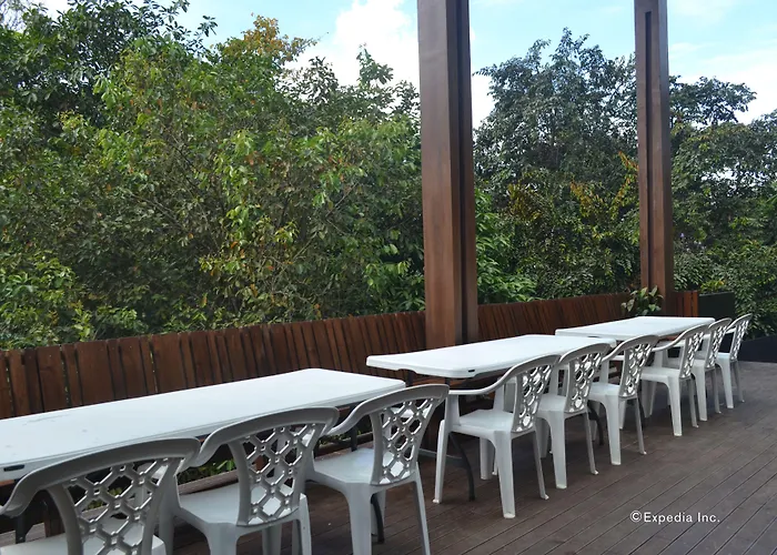 Spin Designer Hostel - El Nido