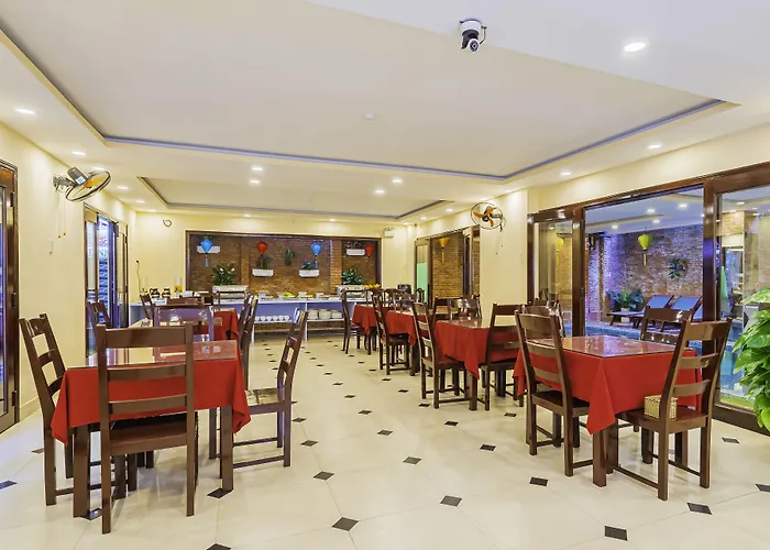 Golden River Hotel Hội An