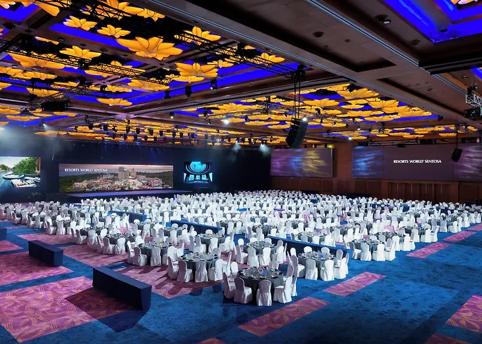 Resorts World Sentosa - Festive Hotel Singapur