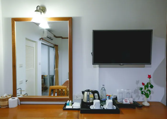 Hua Hin White Villa Hotel - Sha Certified