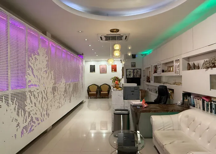 Coral Inn Karon