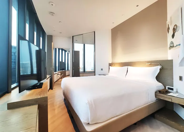 One Farrer Hotel