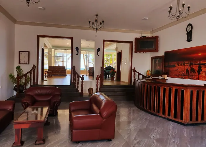 Oasey Beach Hotel