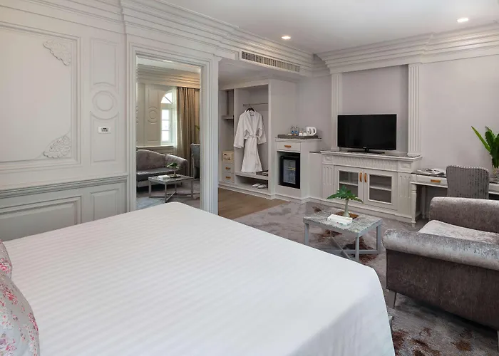 Kingston Suites Bangkok