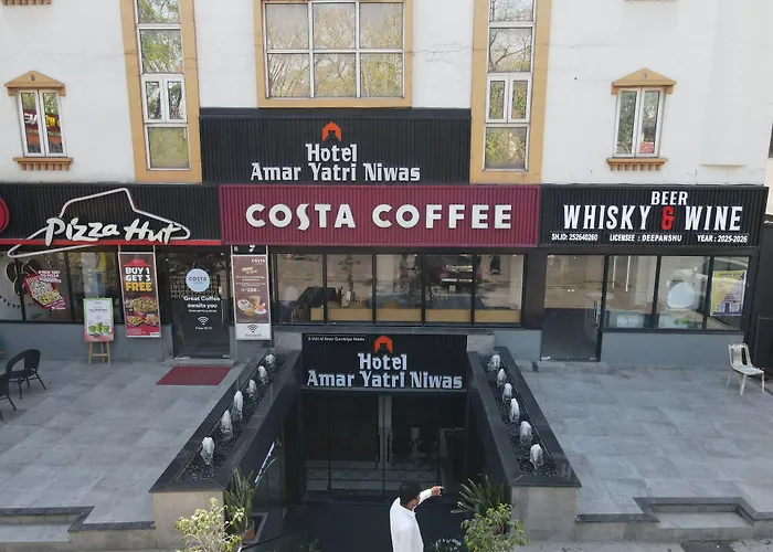 Amar Yatri Niwas Hotel Agra 