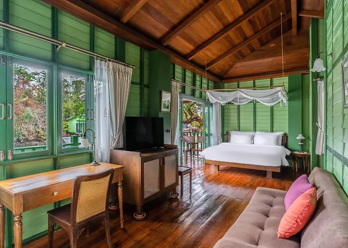 Aana Resort & Villas Koh Chang