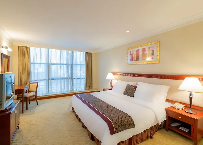 Shenzhen Dongmen Metropark Suites Hotel