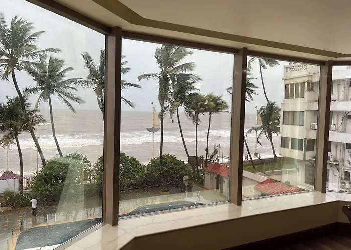 Ramada Plaza By Wyndham Palm Grove Hotel Mumbai
