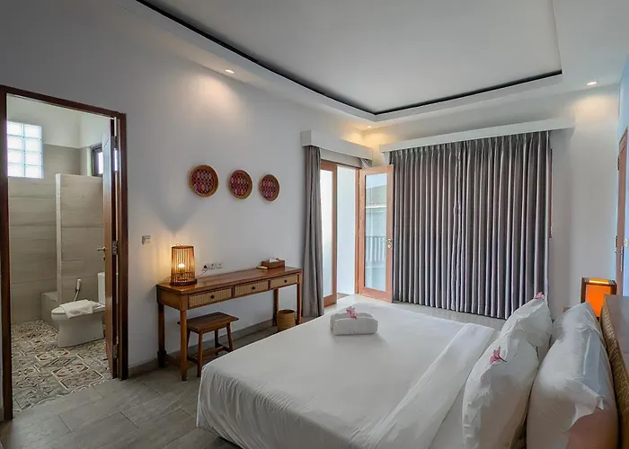 Gili Sands Hotel & Bar