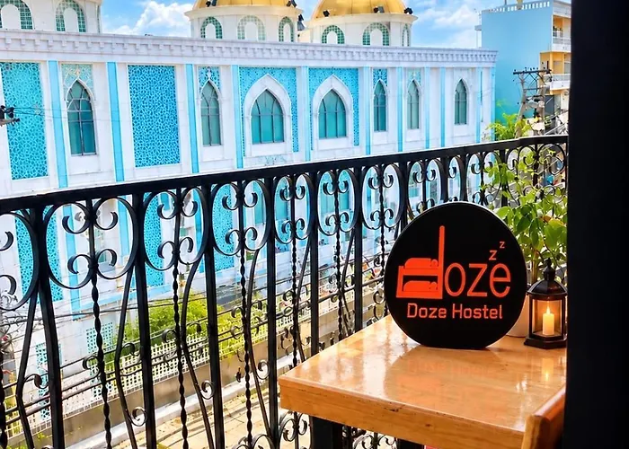 Doze Hostel
