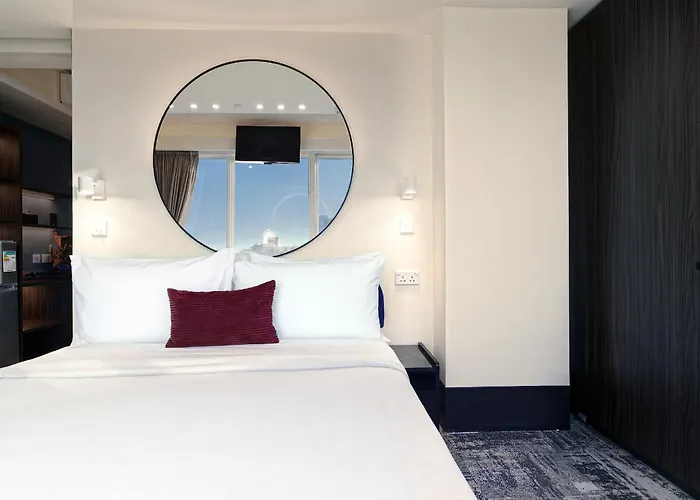The Aberdeen Harbour By Ovolo