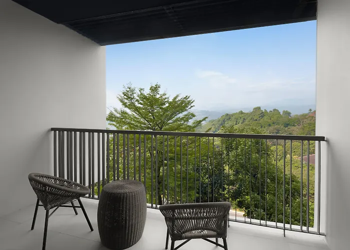 Royal Tulip Gunung Geulis Resort And Golf Bogor