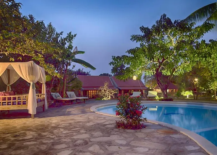 Le Flamboyant Resort Kep