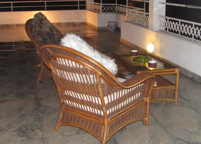 Bed and Breakfast Whitehouse Residencies Colombo