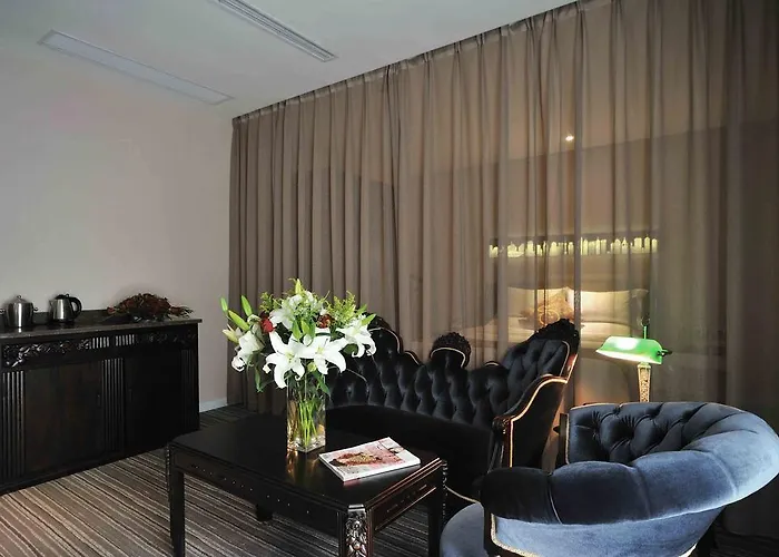 Kingtown Riverside Hotel Plaza Xangai