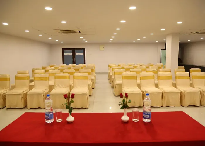 The Curzon Court