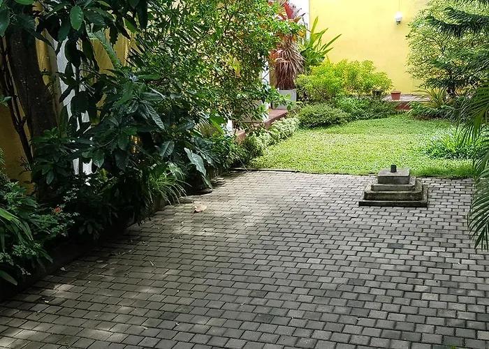 The Canes Boutique Hotel Colombo