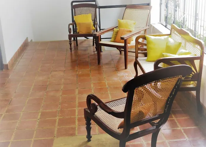 Tricyclebnb & Cafe Bed and Breakfast Colombo
