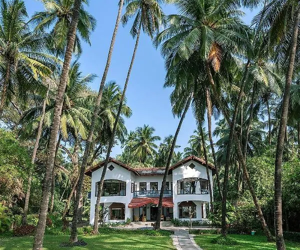 Saffronstays Thalassea - 4Bhk Beachfront Villa With Lawn & Private Beach Access Alibag